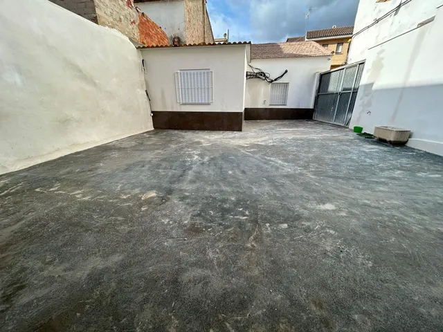 Casa de pueblo totalmente reformada con gran terraza a la ve - foto 3