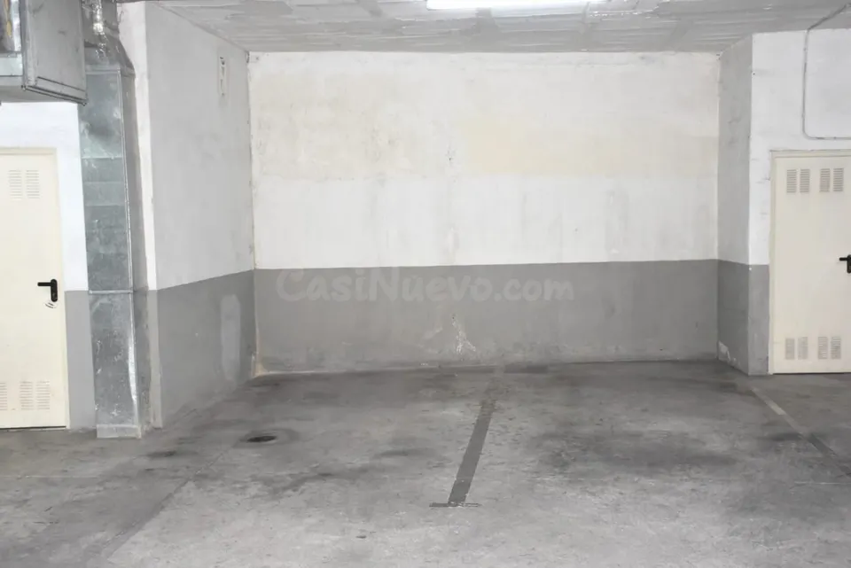 SE VENDE PLAZA DE GAARJE EN EL CENTRO