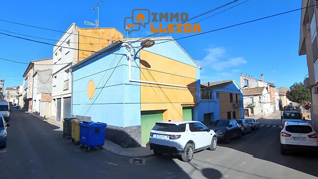 OPORTUNIDAD Casa en Binéfar con mucho espacio — 4