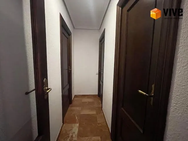 Alquiler de piso frente a plaza de armas, en Sevilla — 14