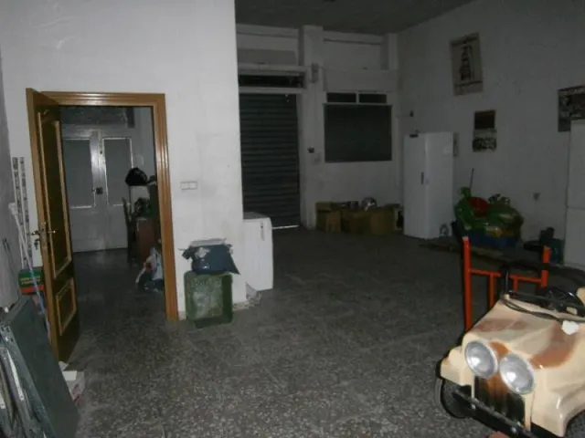 LOCAL COMERCIAL — 2