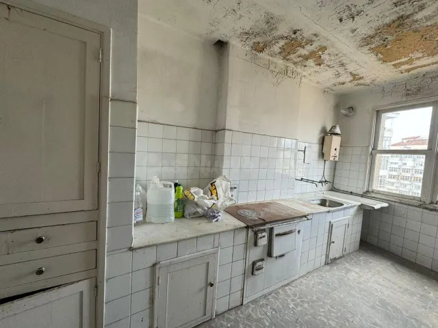 OPORTUNIDAD INVERSORES! Se Vente la mitad del edificio en Ri - foto 3