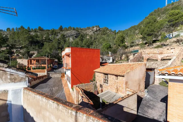 BONITA CASA DE PUEBLO EN LA VALL DE ALMONACID — 32