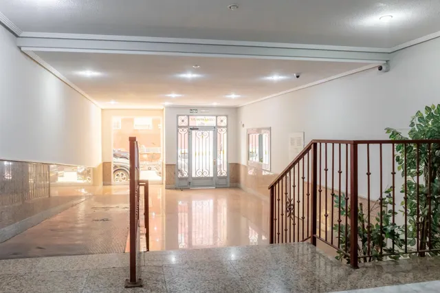 Luminoso apartamento de 3 dormitorios, 2 baños + trastero en Torrevieja — 28