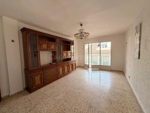 Amplia y luminosa vivienda de 4 dormitorios en Bullas - foto 2