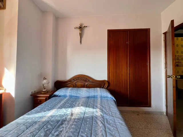 E. PISAZO DE 4 HAB. CON DOS TERRAZAS, DOS BAÑOS. — 39