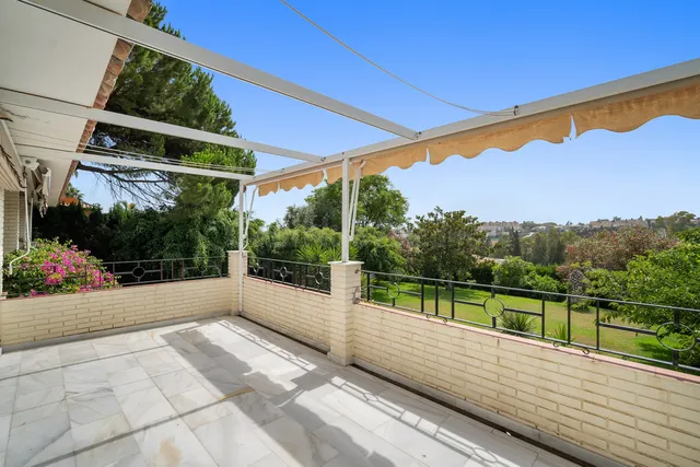 Chalet 4 habitaciones 307m² en venta - Marbella - foto 3