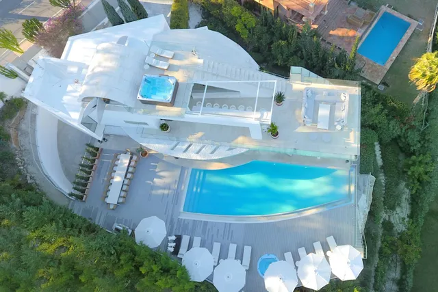 Preciosa villa de lujo en Nueva Andalucía Marbella - foto 2