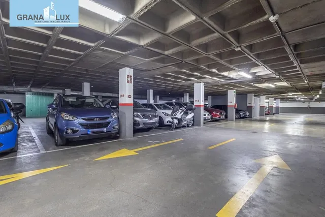 PISO CON GARAJE EN AV. PULIANAS — 27
