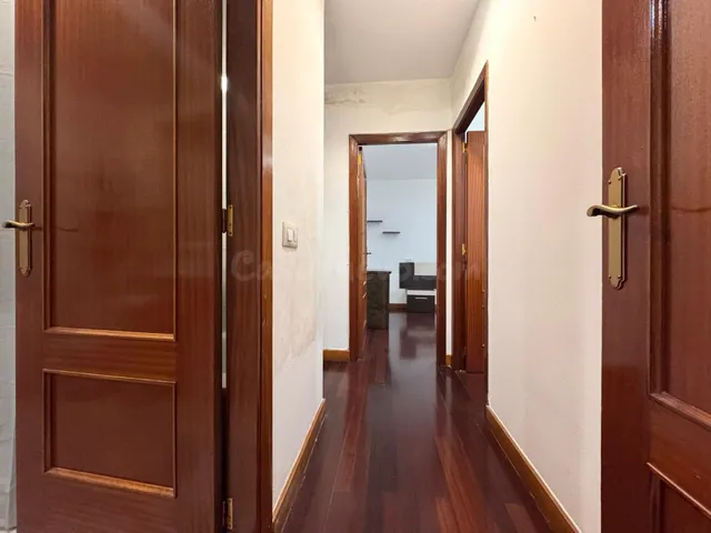 PISO DE 4 habitaciones EN PLENO CENTRO DE PONTEVEDRA, CON GARAJE Y TRASTERO — 6