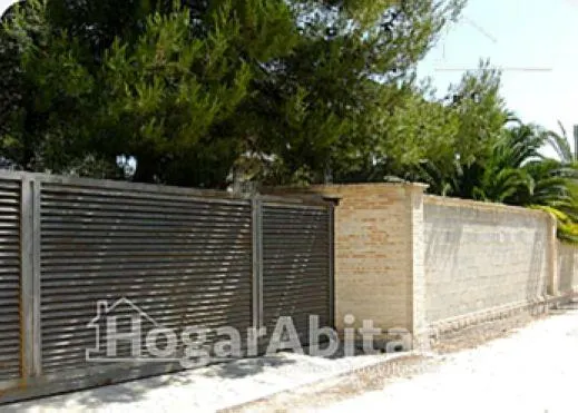 CHALET PARA TERMINAR A TU GUSTO CON PISCINA — 16