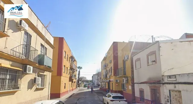 Venta de Piso en Camas — 2
