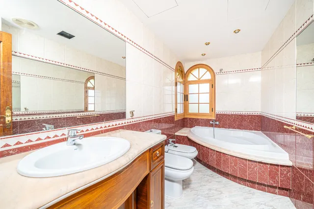Chalet independiente con piscina privada en Son Verí Nou — 34