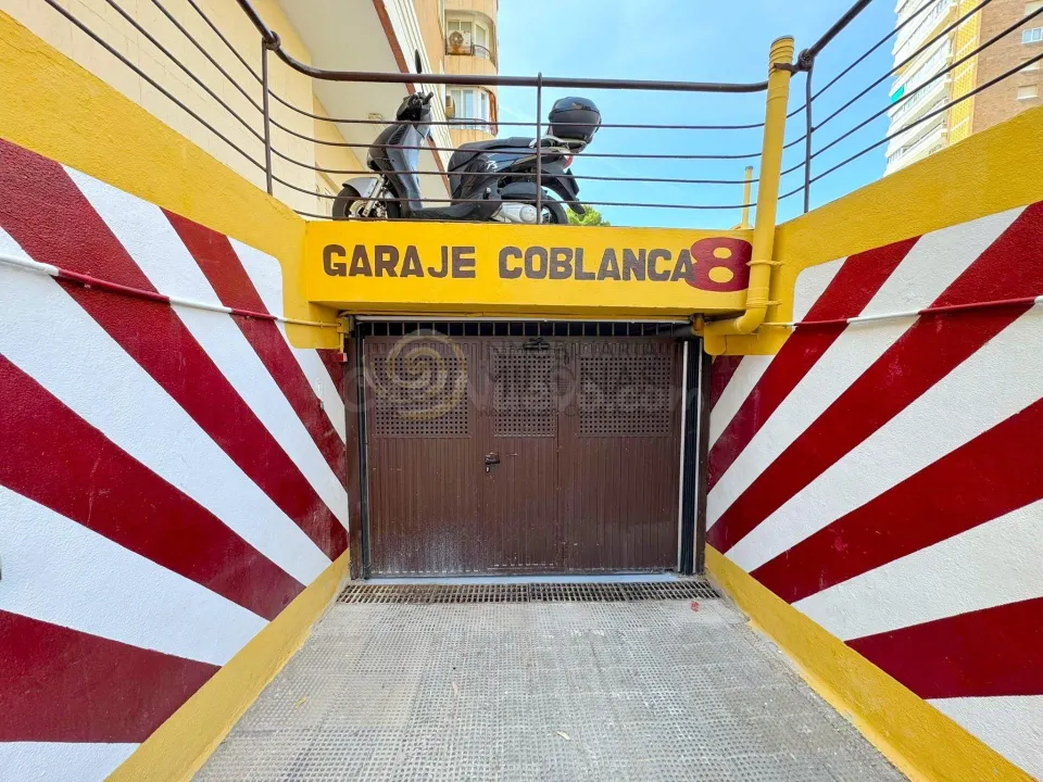 Inversión segura: garaje cerrado cerca de la playa Levante.