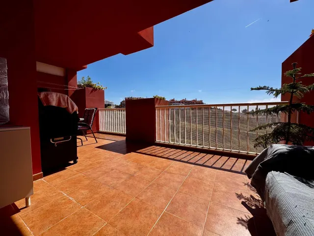 Los Pacos - Piso 2 Dormitorios, Terraza, Piscina, Garaje, Jardín — 3