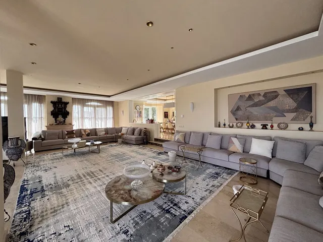 Chalet 5 habitaciones 697m² en venta - Costa Del Sol — 9