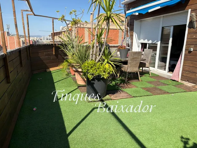 ¡FINQUES BAIXADOR PRESENTA ESTE ATICO CON AMPLIA TERRAZA Y B - foto 2