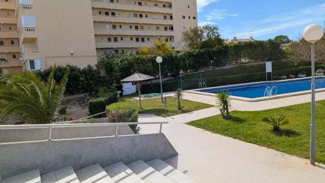 ESTUDIO CERCA DEL MAR CON PISCINA COMUNITARIA 85.900€ — 8