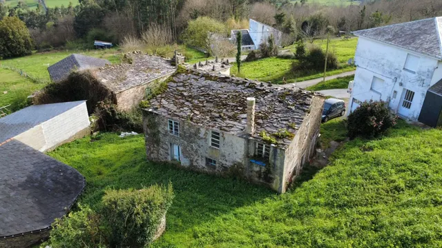 Casa para reformar en Mondoñedo.