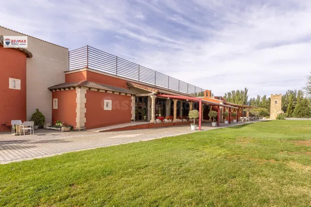 Inversión en el Camino de Santiago: Espacio Multifuncional,  - foto 3