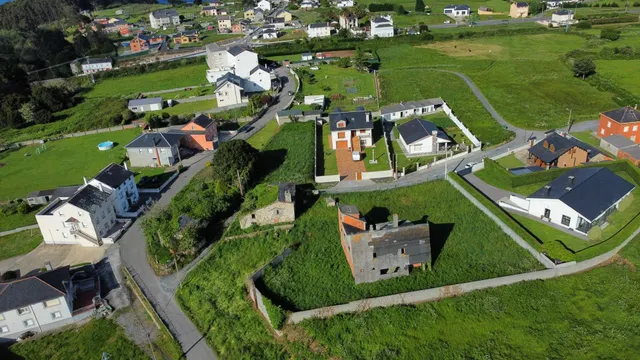 Terreno urbanizable en Cangas de Foz, 818 m2 en zona privile - foto 5