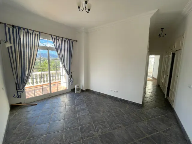Exclusiva villa en Mijas Golf con vistas a la montaña y piscina privada — 32