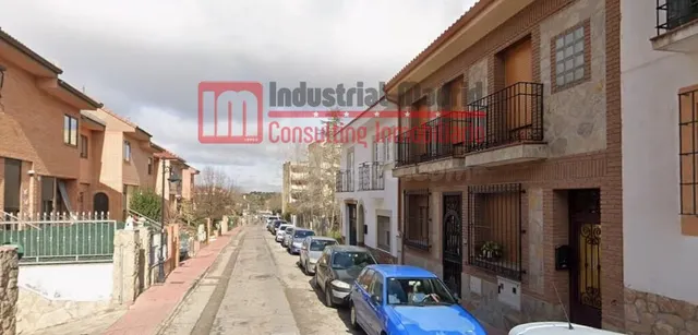 SUELO URBANO EN VENTA EN LOECHES CON PROYECTO PARA 13 VIVIEN - foto 2