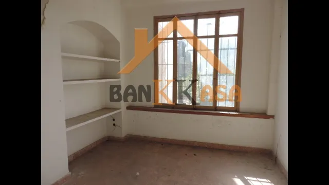 SE VENDE CASA ANTIGUA EN BERJA ZONA MERCADO DE ABASTOS — 25