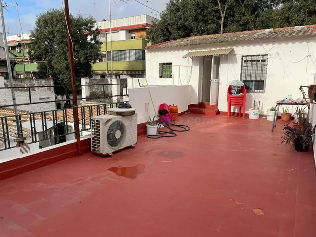 Casa - Edificio - Oportunidad de inversión en Valdeolleros –