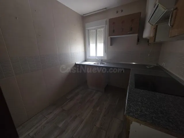 PISO EN VENTA – CESIÓN DE REMATE – CHICLANA DE LA FRONTERA - foto 4