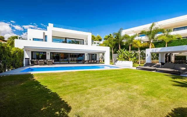 Chalet 7 habitaciones 913m² en venta - Marbella — 43