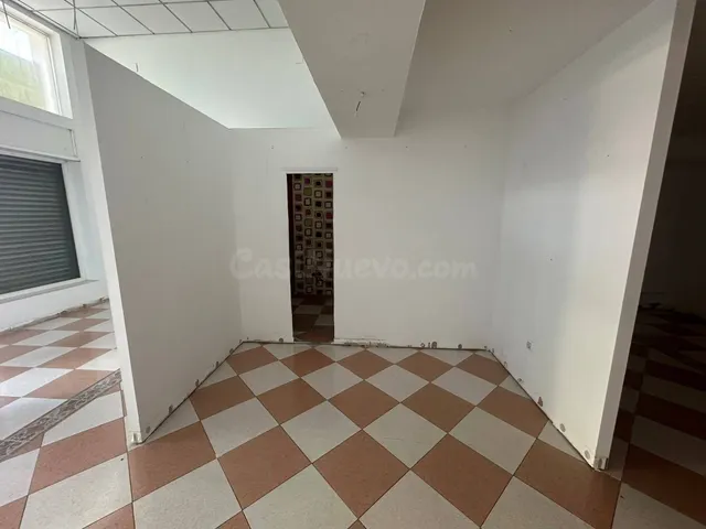 Local muy económico en felipe trigo de 150 m2 — 3