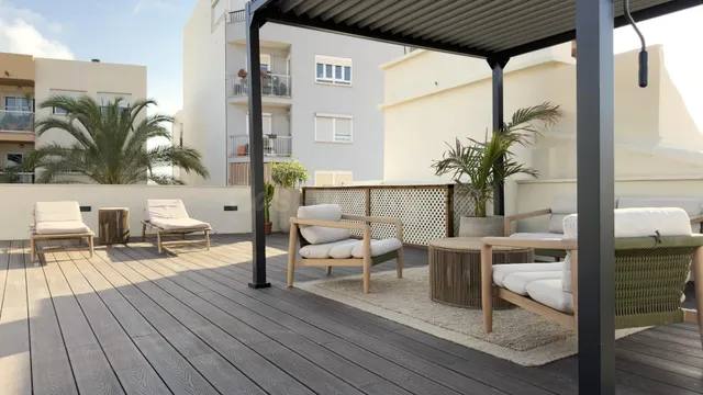 Casa independiente de estilo mediterráneo a solo 200 metros 