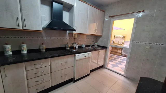 CASA DE DOS PLANTAS, COCHERA Y PATIO EN ALMODOVAR DEL RIO!! — 8