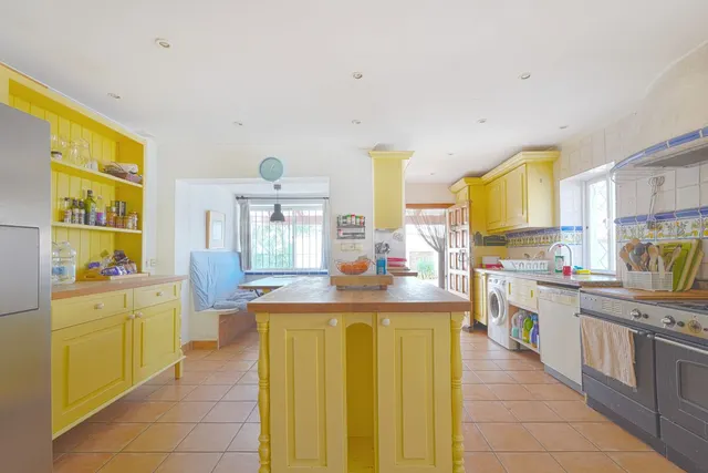 Chalet 6 habitaciones 331m² en venta - Marbella — 3
