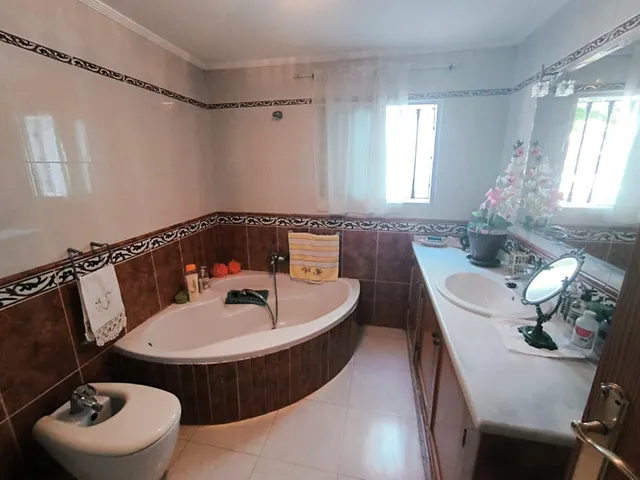 Exclusiva Casa Independiente en el Casco Antiguo de Corrales — 26