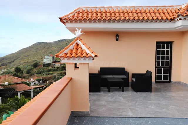 2 CASAS INDEPENDIENTES con 4 aptos. independientes - Tierra  - foto 3