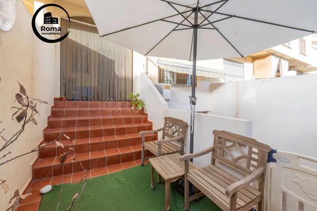 ¡MAGNIFICA CASA UNIFAMILIAR ADOSADA EN LOMALINDA, OGIJARES! - foto 4