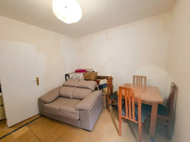 210.000 € | Luminoso piso SUR semirreformado en Casco Antiguo de Leganés (edificio de pocos apartamentos) — 14
