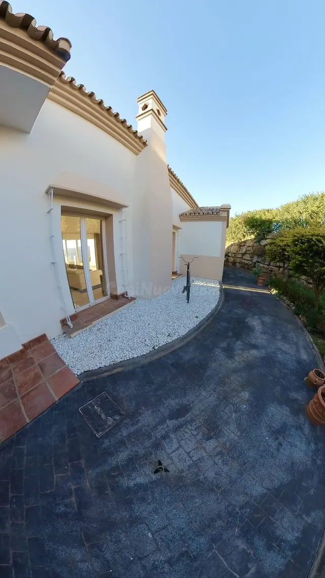 Chalet 4 habitaciones 190m² en venta - Istan pueblo - foto 4