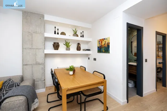 Exclusivo piso con terraza y vistas despejadas en El Serrallo. — 6