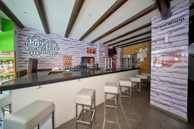 Oportunidad de bar en el corazón de Granada — 5