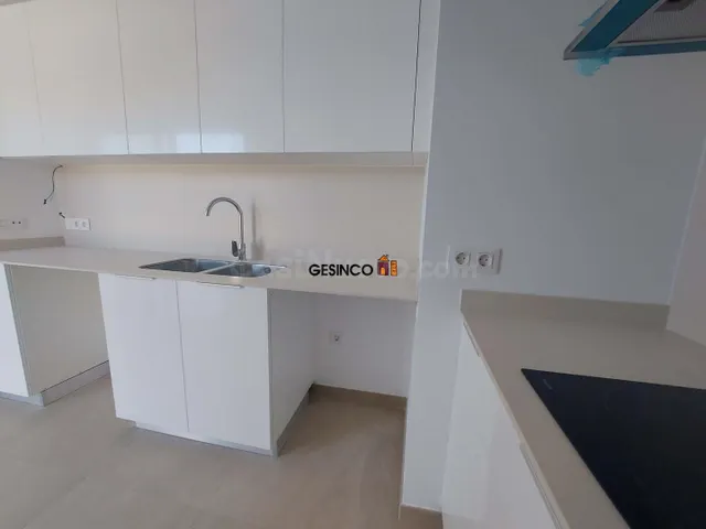 ÁTICO DE OBRA NUEVA CON TRASTERO INCLUIDO - foto 4