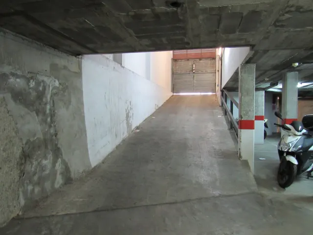 SE VENDE PLAZA DE PARKING EN MONTCADA I REIXAC, ZONA CAN SANT JOAN — 3
