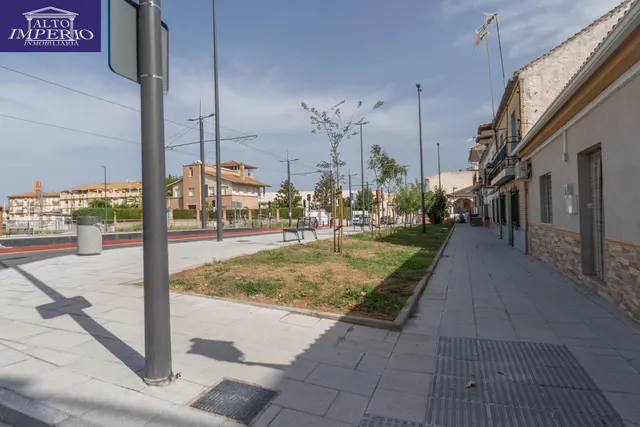 Piso en Las Gabias junto al metro — 42