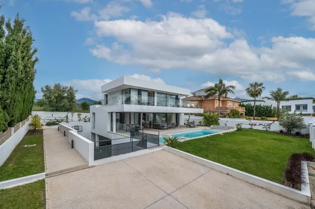 Chalet 5 habitaciones 642m² en venta - Marbella - foto 2