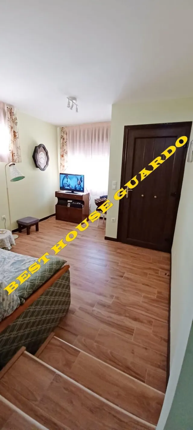 CASA NUEVA EN GUARDO — 8