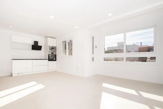 ¡Exclusivo piso de obra nueva ideal para familias en Palma de Mallorca! — 2