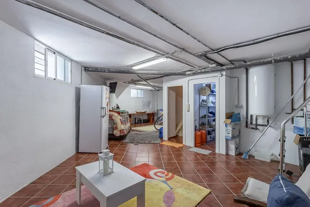 Gran casa con piscina en huetor vega — 31