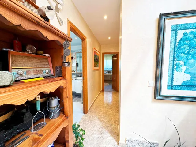 Urbis te ofrece un chalet en venta en la zona de Los Almendros, Villamayor, Salamanca. — 46